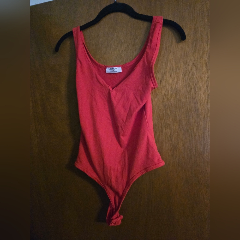 Two Zenana bodysuit. Small